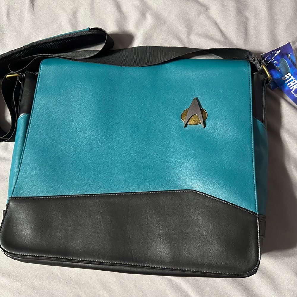 Star Trek, next generation science officer messenger bag